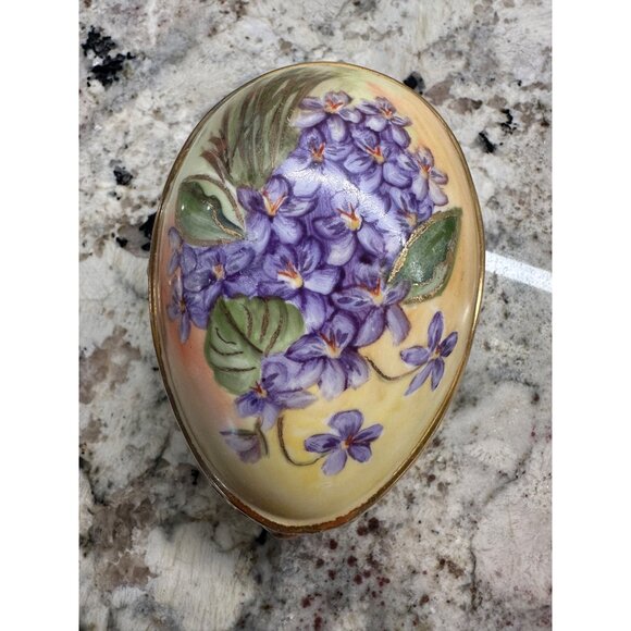 VTG  Hand-Painted Porcelain Egg Trinket Box  Floral Design Gold Trim France - Picture 2 of 9
